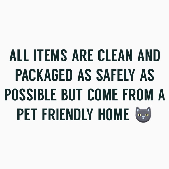 LIKE THIS POST TO BOOKMARK MY CLOSET - Picture 2 of 4